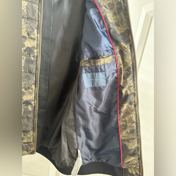 NWT! Mens Zara Hooded Vest - Picture 3 of 3